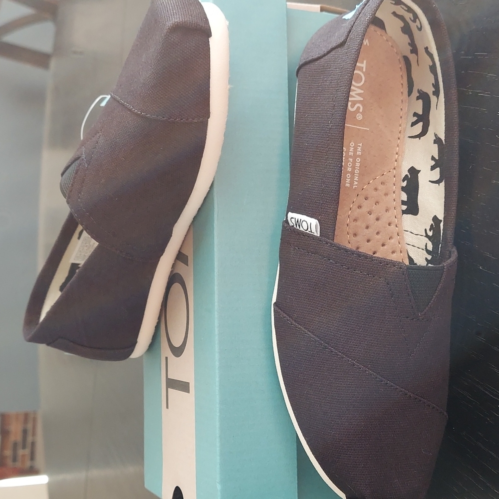 Black Toms Shoes